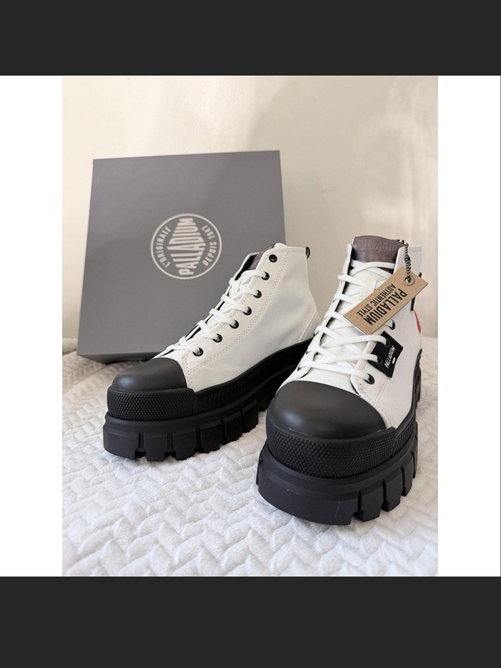 Palladium White and Black Revolt Hi Tx Size 8